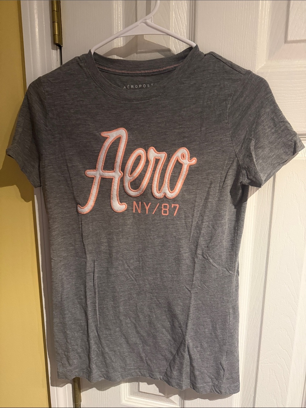 Aeropostale Gray T-Shirt with Coral and White Logo